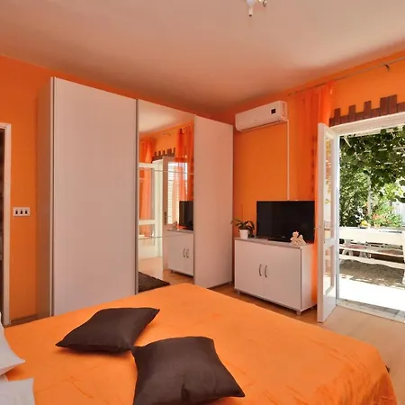 Apartman Apartments With Parking Space Orebic, Peljesac - 12041 *